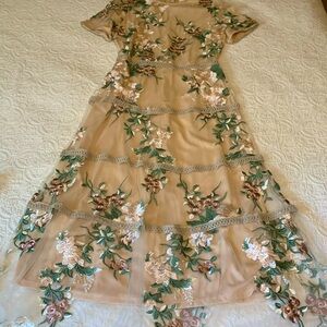 Böhme Gorgeous Floral Aplicae Tea Dress